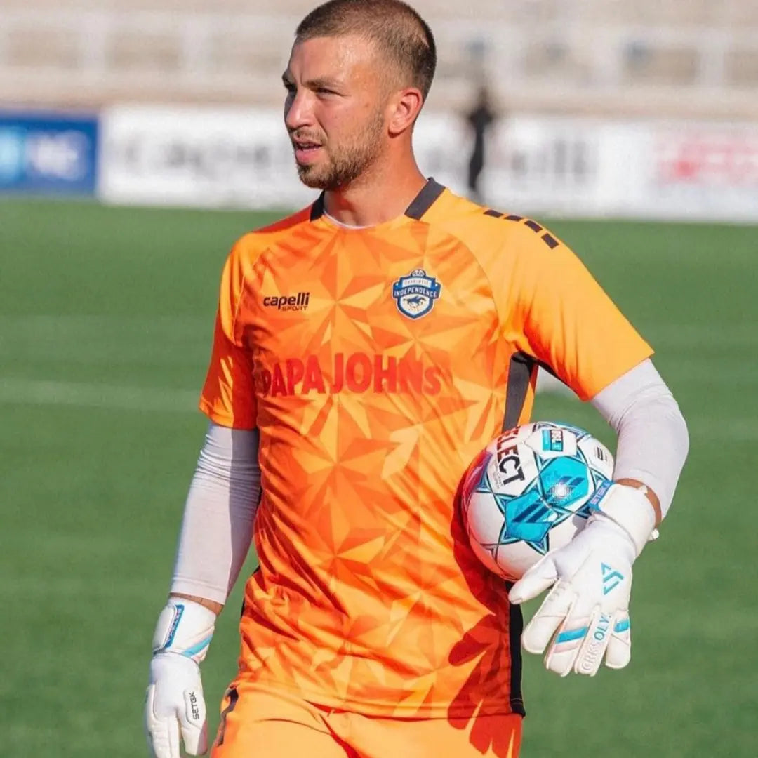 CRKSOLY, cvy, LA soccer, LAFC, soccer goalkeeper glove, best gk gloves, gku, gku gloves, CVY, john mccarthy, laurel ivory, nwsl, ol reign, gotham fc, man city, cvy
