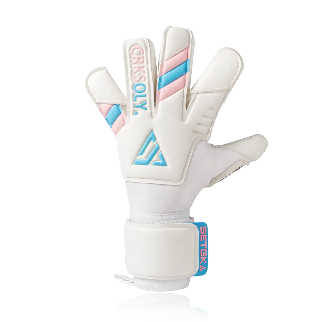 CRKSOLY, cvy, LA soccer, LAFC, soccer goalkeeper glove, best gk gloves, gku, gku gloves, CVY, john mccarthy