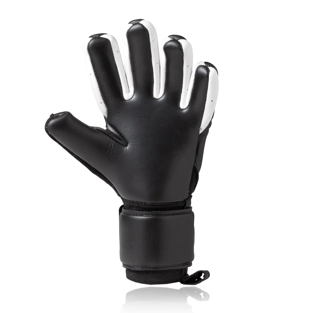 CRKSOLY, cvy, LA soccer, LAFC, soccer goalkeeper glove, best gk gloves, gku, gku gloves, CVY, john mccarthy, phnx, set gloves, setgk, set gk, setgk gloves, all white venoms, black venoms, setgk venoms, klonez
